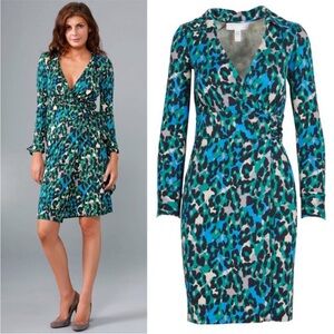 Diane von Furstenberg Vintage Painted green Leopard Judy Silk Wrap Dress Size 6